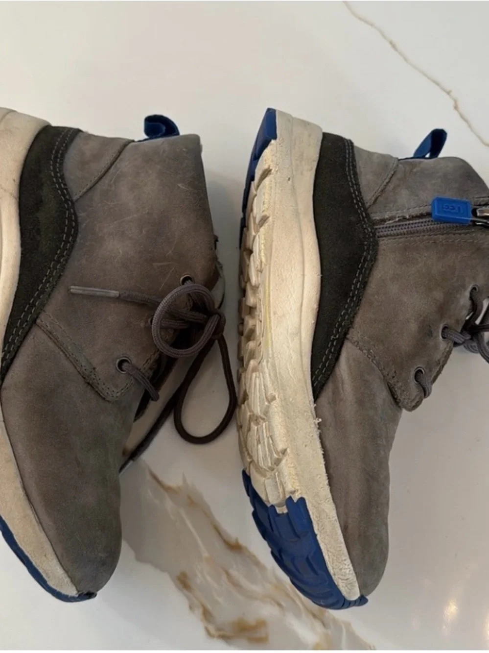 UGG Kids Gray Canoe III Weather Boot with Blue Outsole Accents